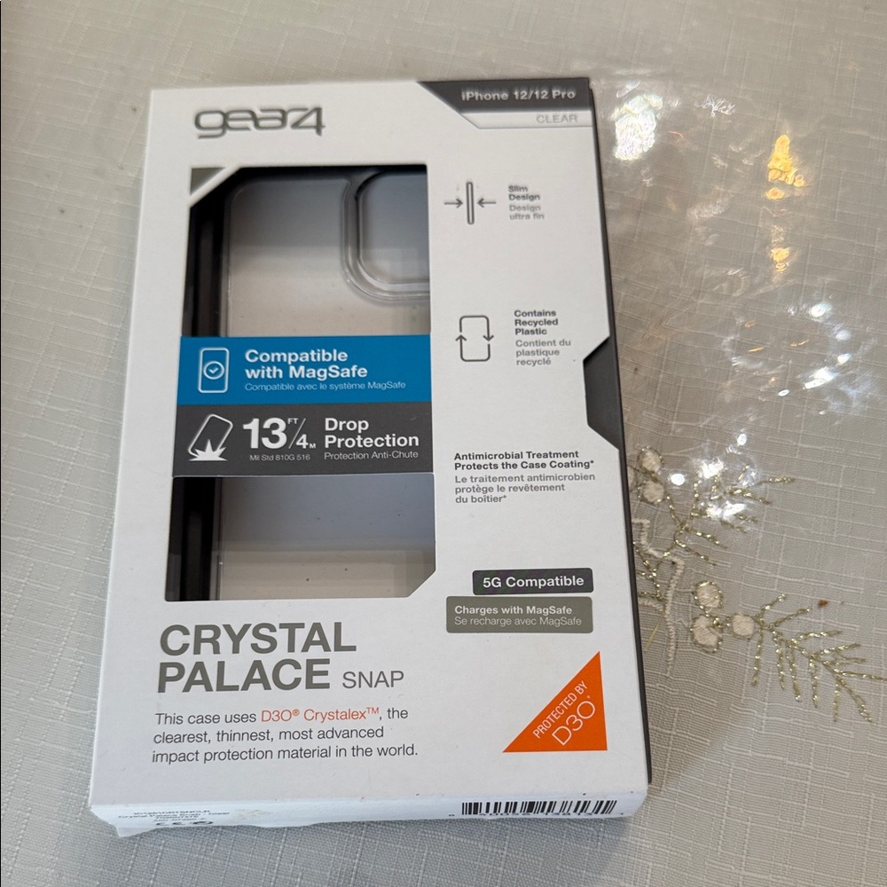 Gear4 Crystal Palace Snap Case for iPhone 12/12 Pro